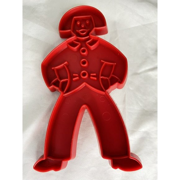 Tupperware Cookie Cutter VINTAGE Gingerbread boy Red Plastic 5" - Picture 4 of 6